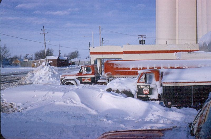 Fronk Oil trucks and tanks in winter